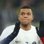 Carlo Ancelotti helps Mbappe adapt to Real Madrid